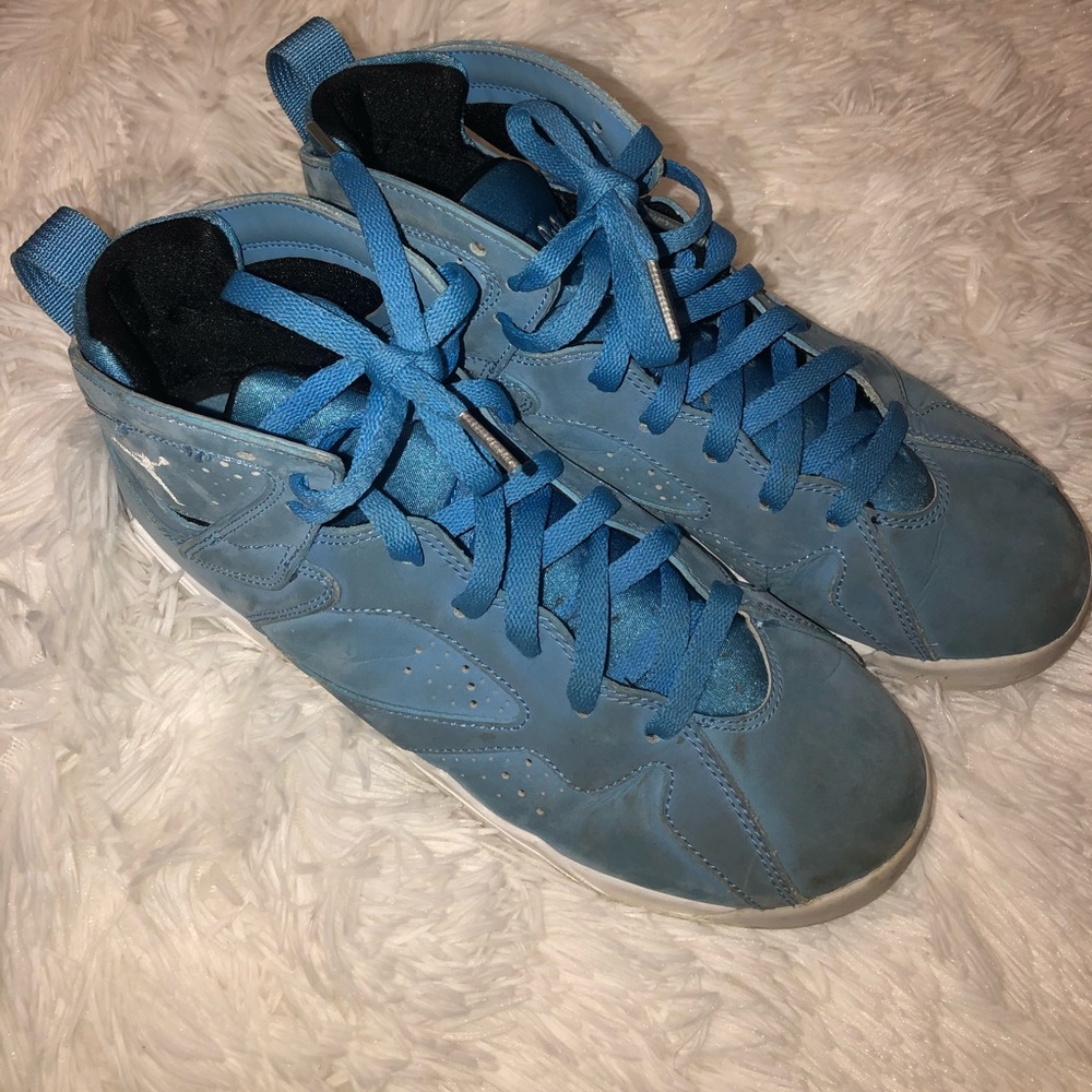 Air Jordan 7 Retro Bg (Gs) “Pantone”